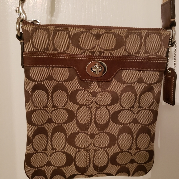 Coach Crossbody - Picture 1 of 3